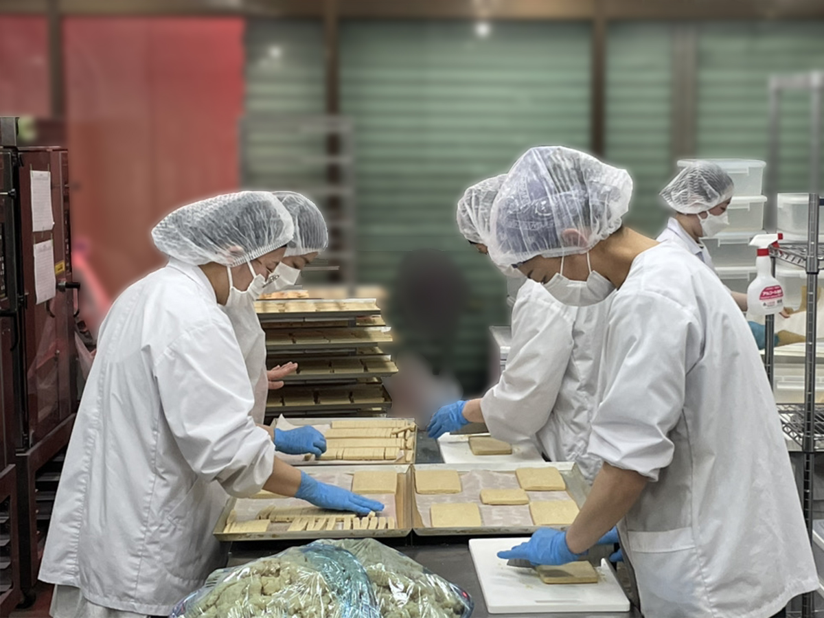 TEN-TWO女性スタッフ